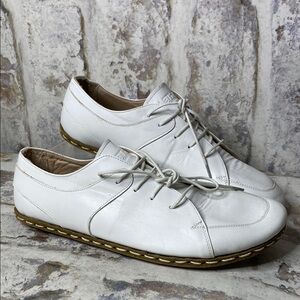 Aether Earthwear- Conductive Sneakers